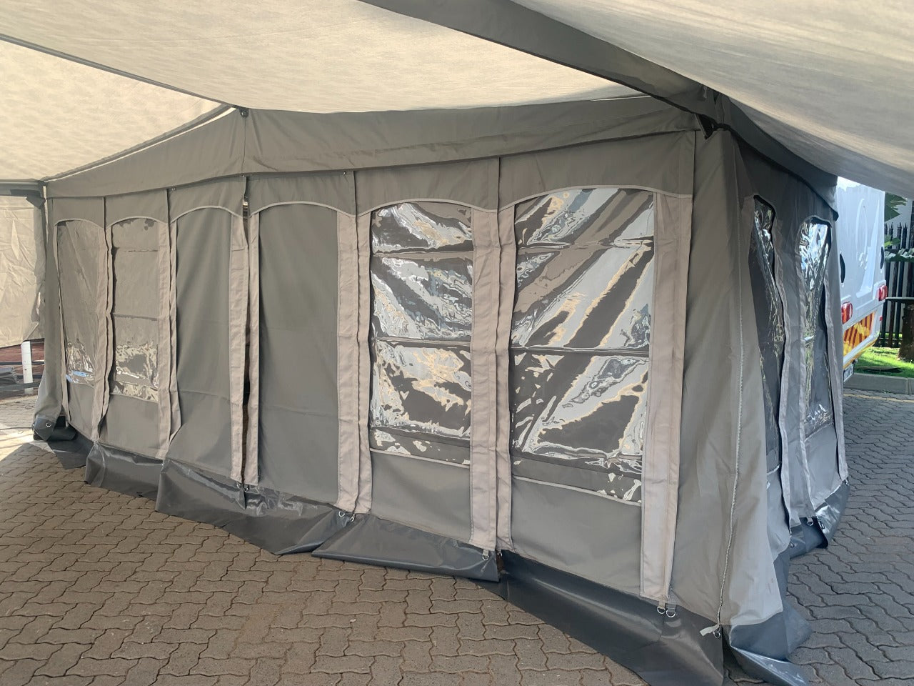 SOLD 2023 Quantum Comfort Deluxe Caravan (CT 1117)