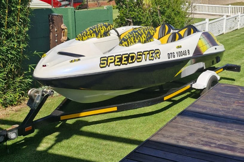 SOLD 2001 Seadoo Speedster Boat (CT 1112)