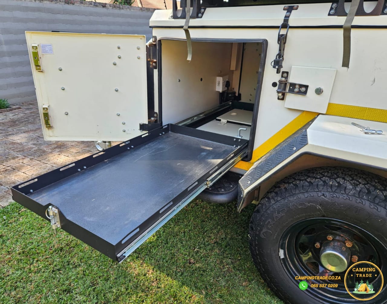 SOLD 2016 Jurgens XT 140 Black Edition Off-Road Camping Trailer (CT 1123)