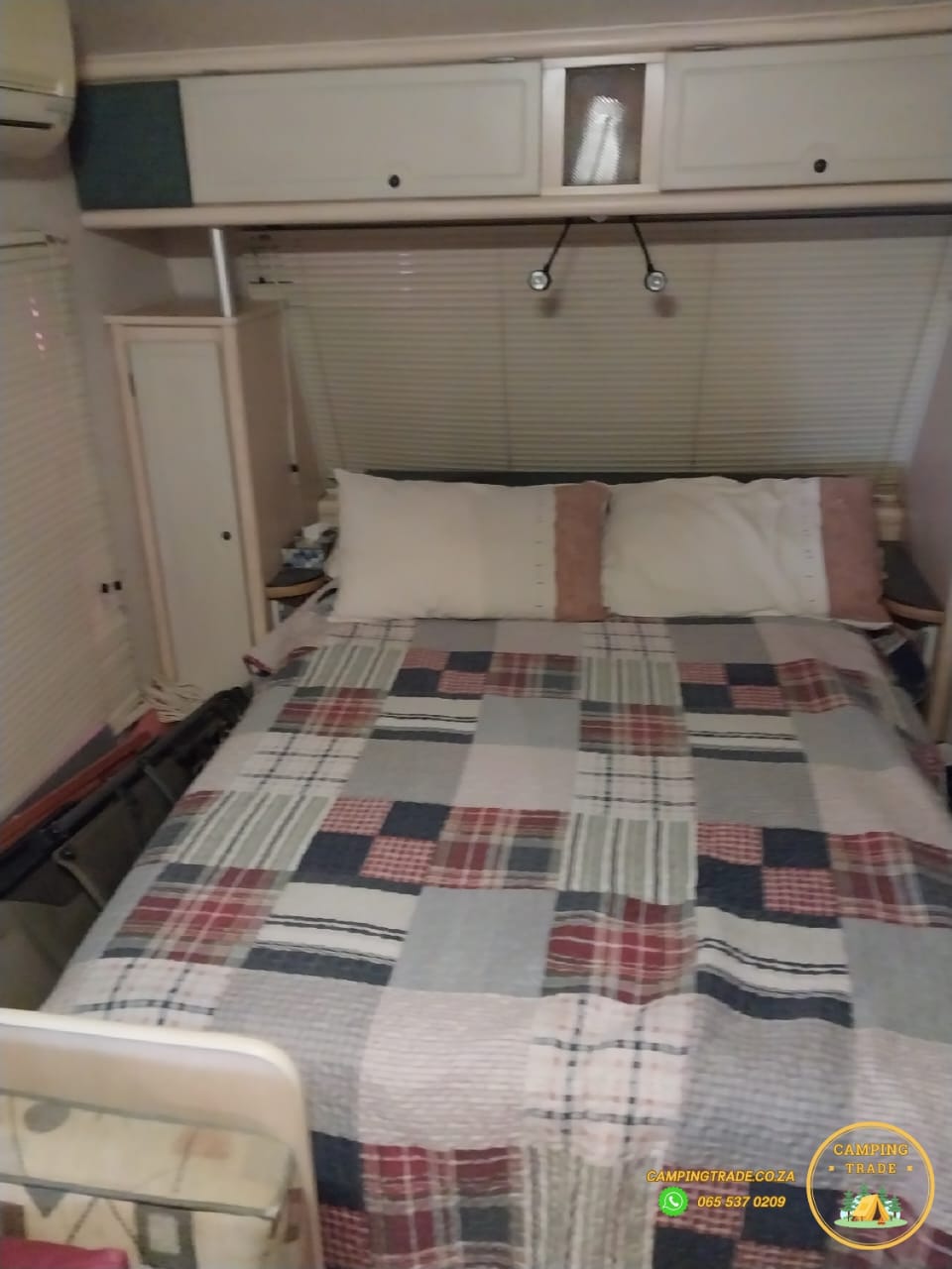 SOLD 2005 Jurgens Classique Caravan (CT 1148)
