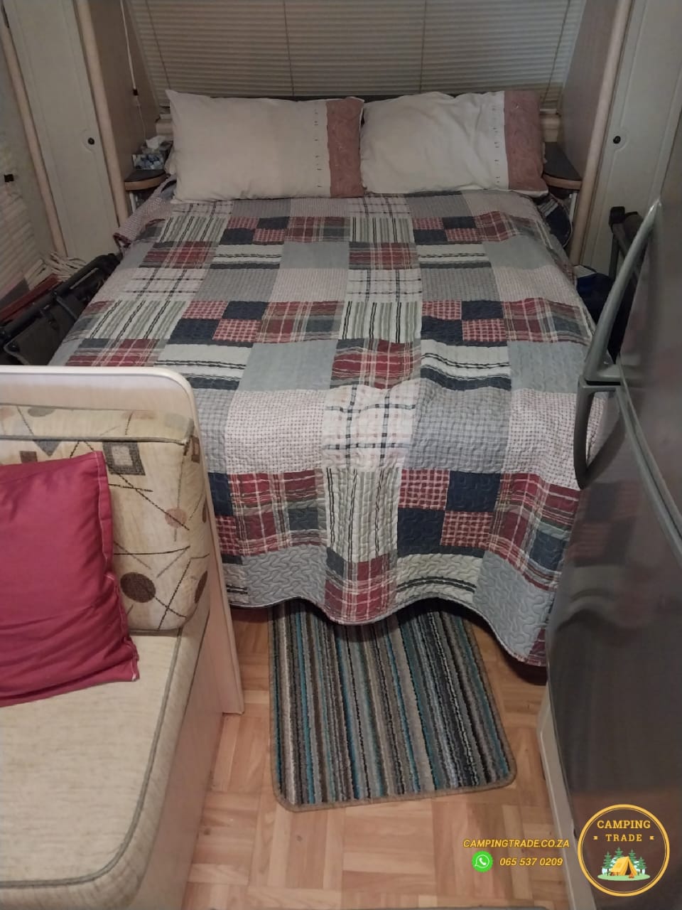 SOLD 2005 Jurgens Classique Caravan (CT 1148)