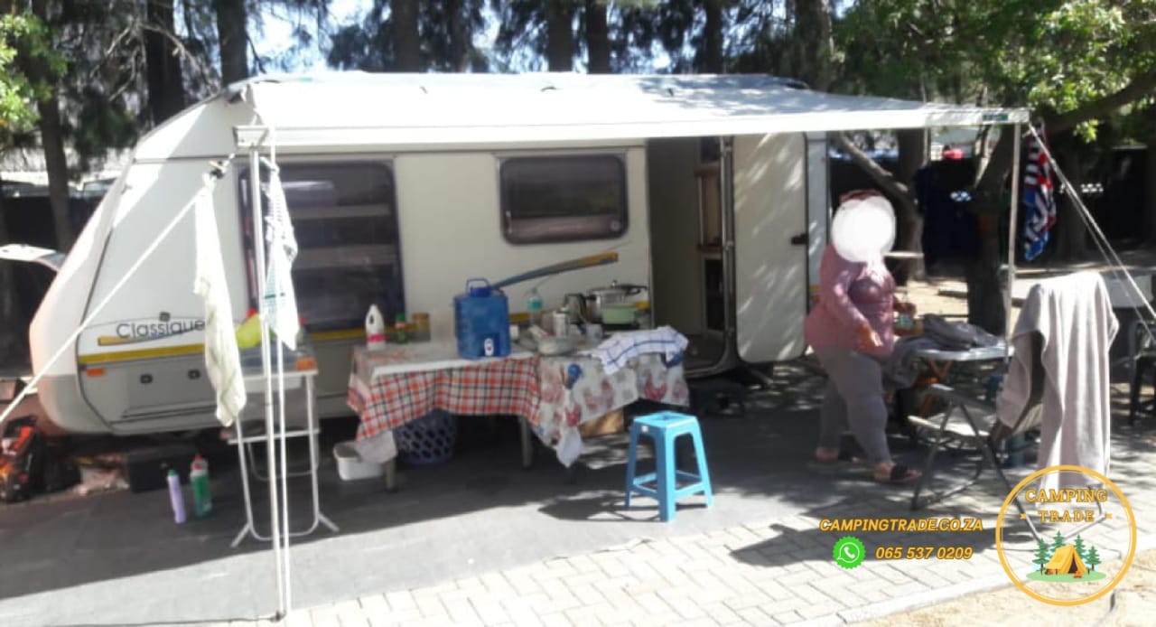 SOLD 2005 Jurgens Classique Caravan (CT 1148)