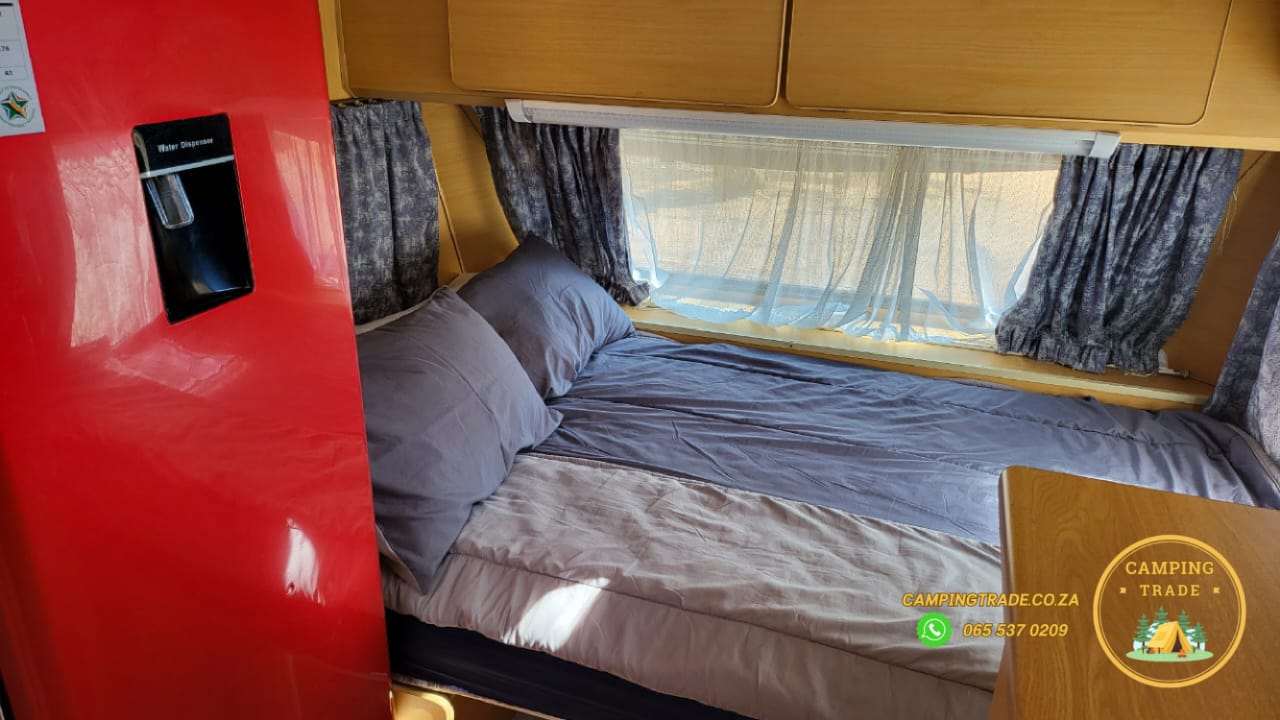 SOLD 1992 Caravette 2 Caravan (CT 1150)