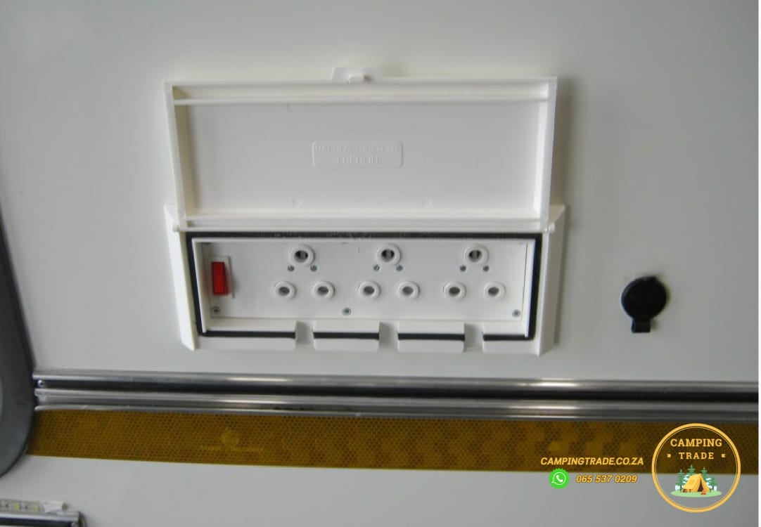 SOLD 2015 Sensation Anee Caravan (CT 1151)