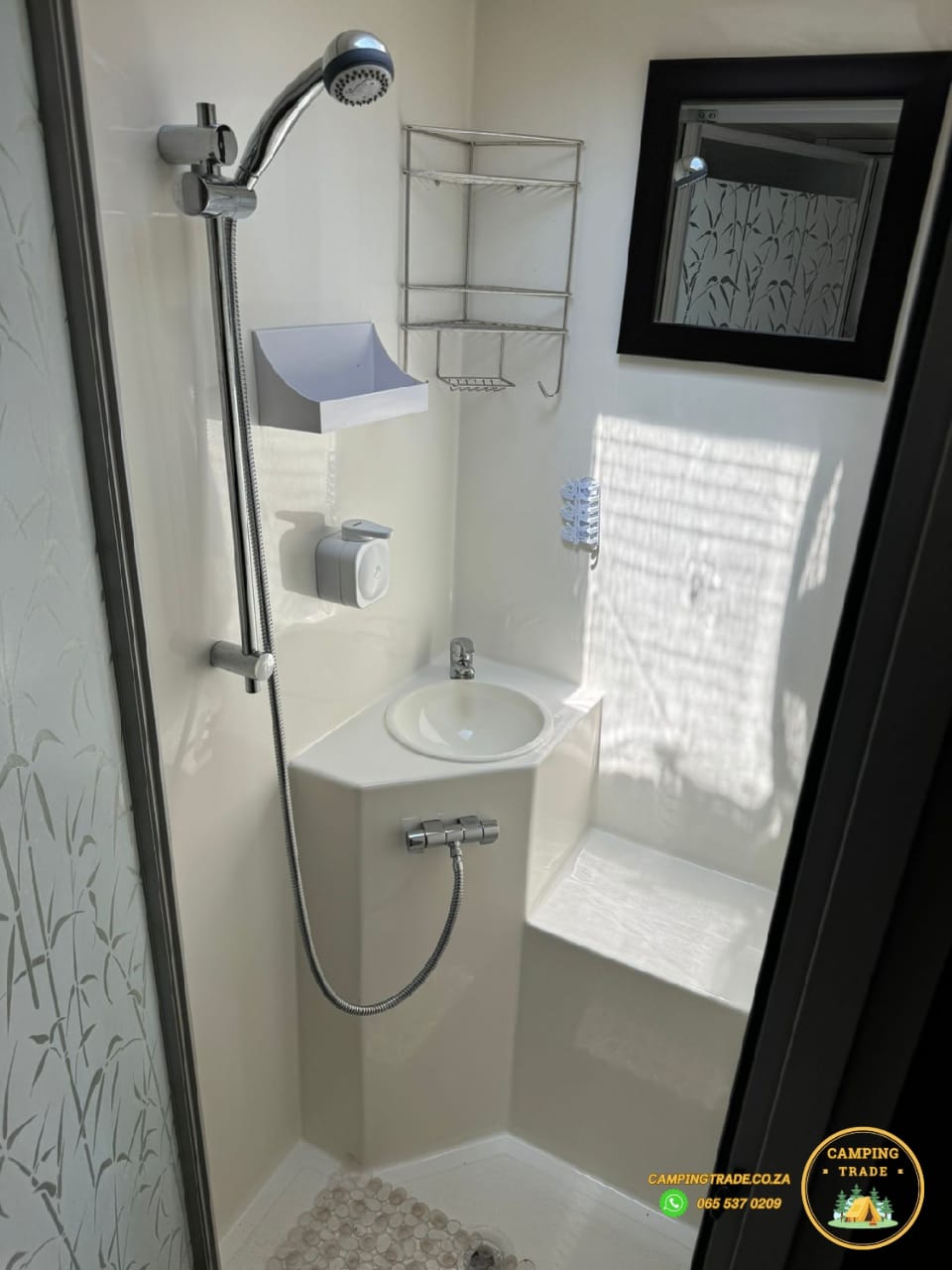 SOLD 2015 Sensation Anee Caravan (CT 1151)