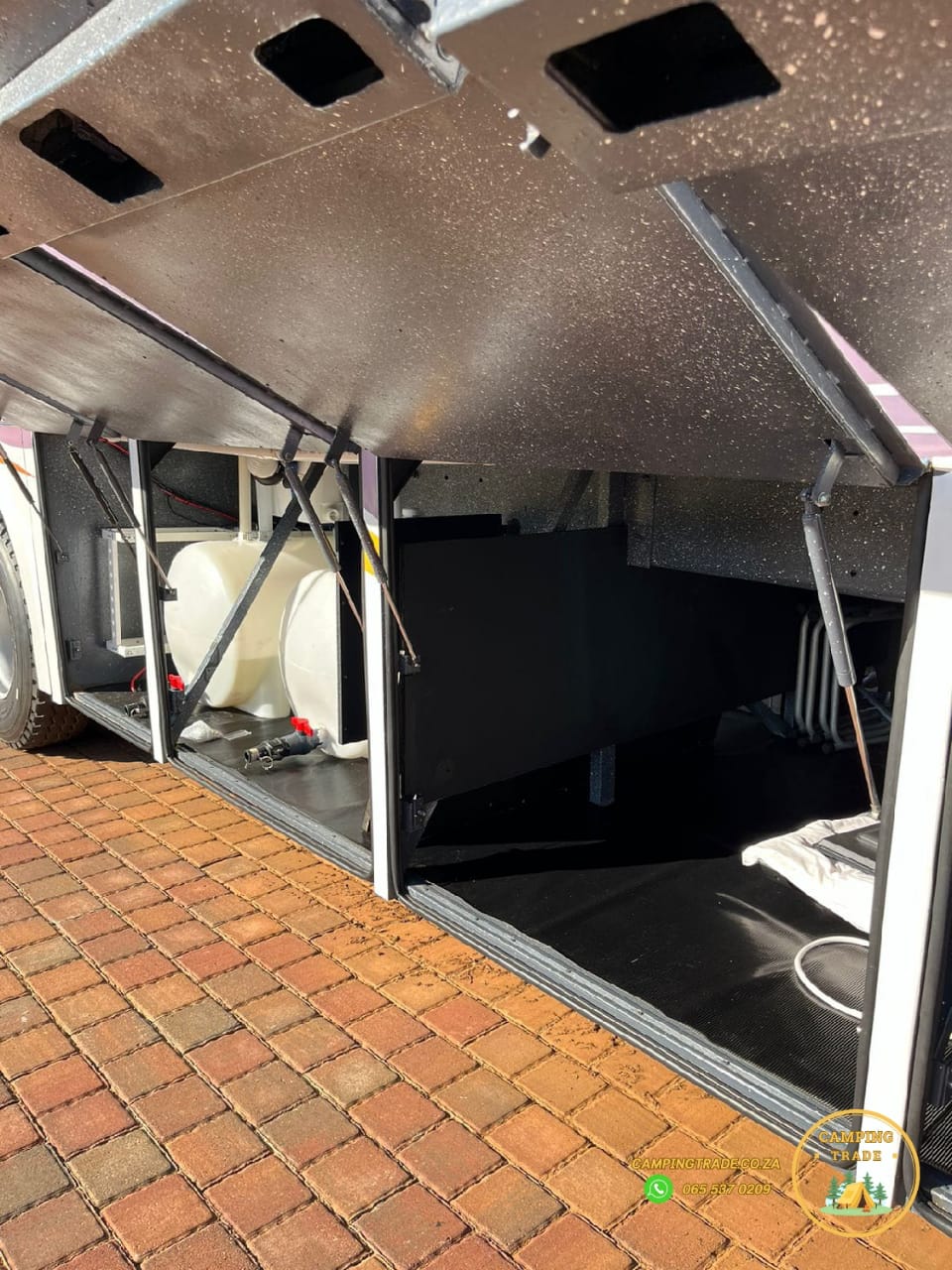 SOLD 1995 Erf Cambrian Motorhome (CT 1155)