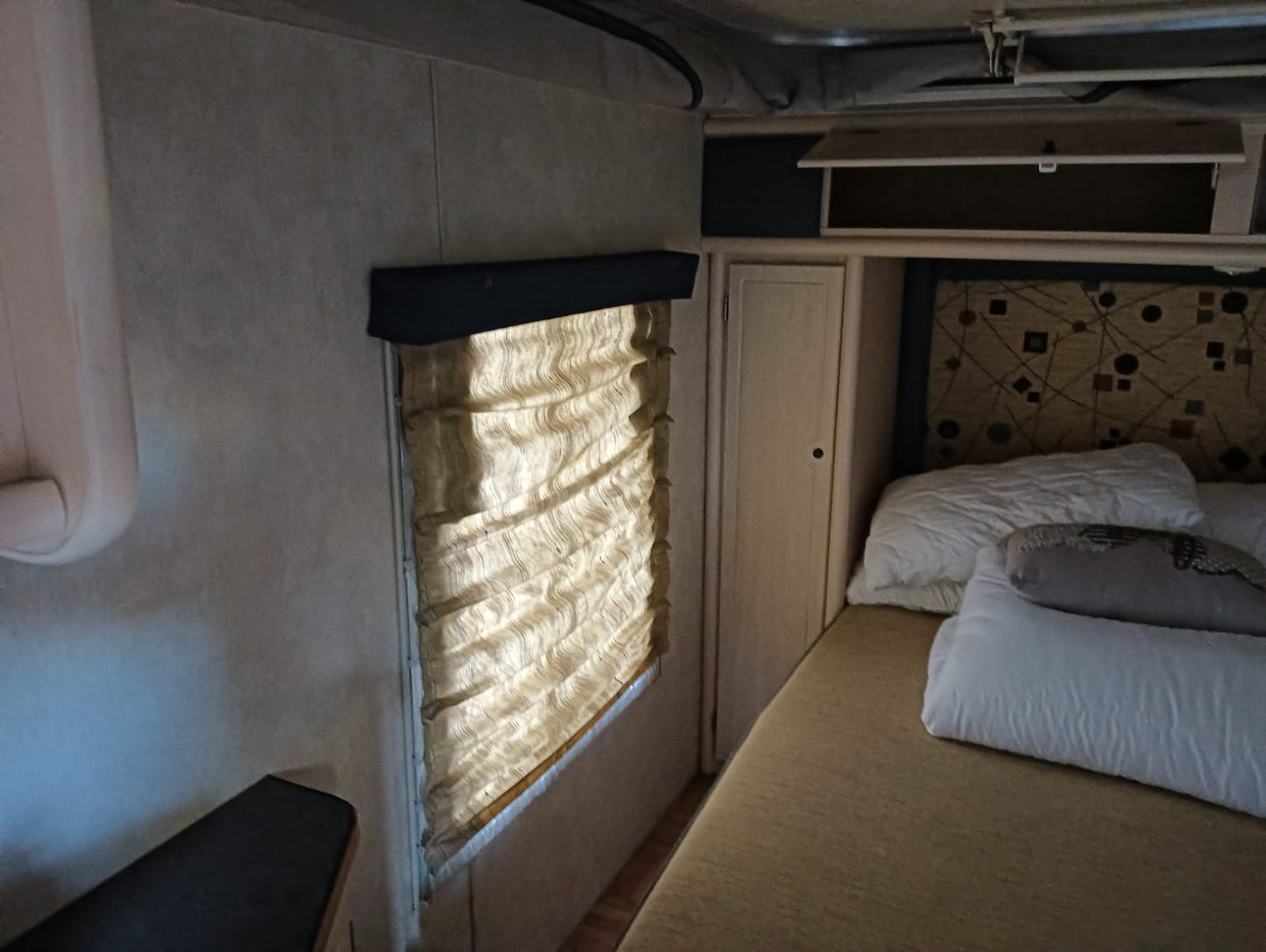 SOLD 2007 Jurgens Penta Caravan )CT 1163)