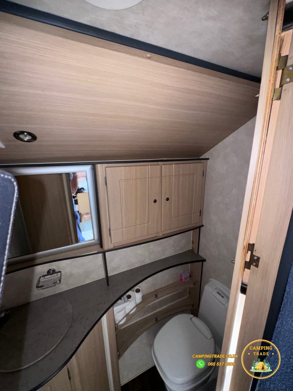 SOLD 2008 Jurgens Classique Caravan (CT 1177)