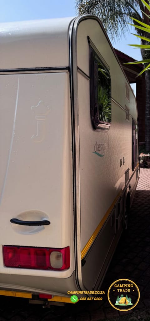SOLD 2008 Jurgens Classique Caravan (CT 1177)