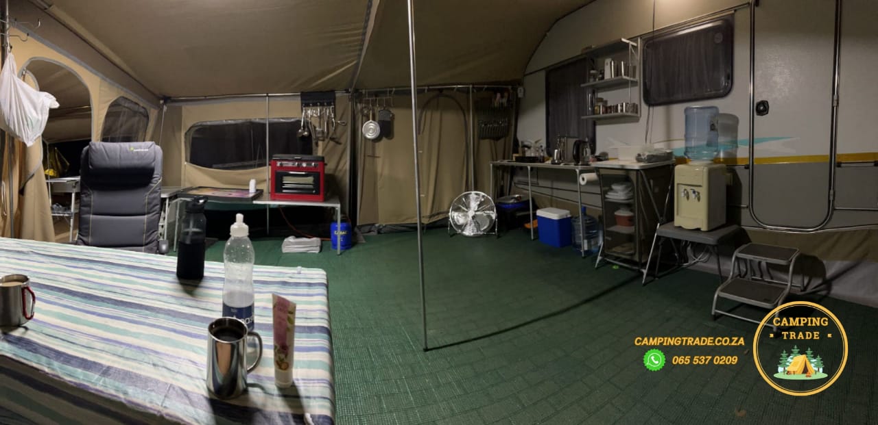 SOLD 2008 Jurgens Classique Caravan (CT 1177)