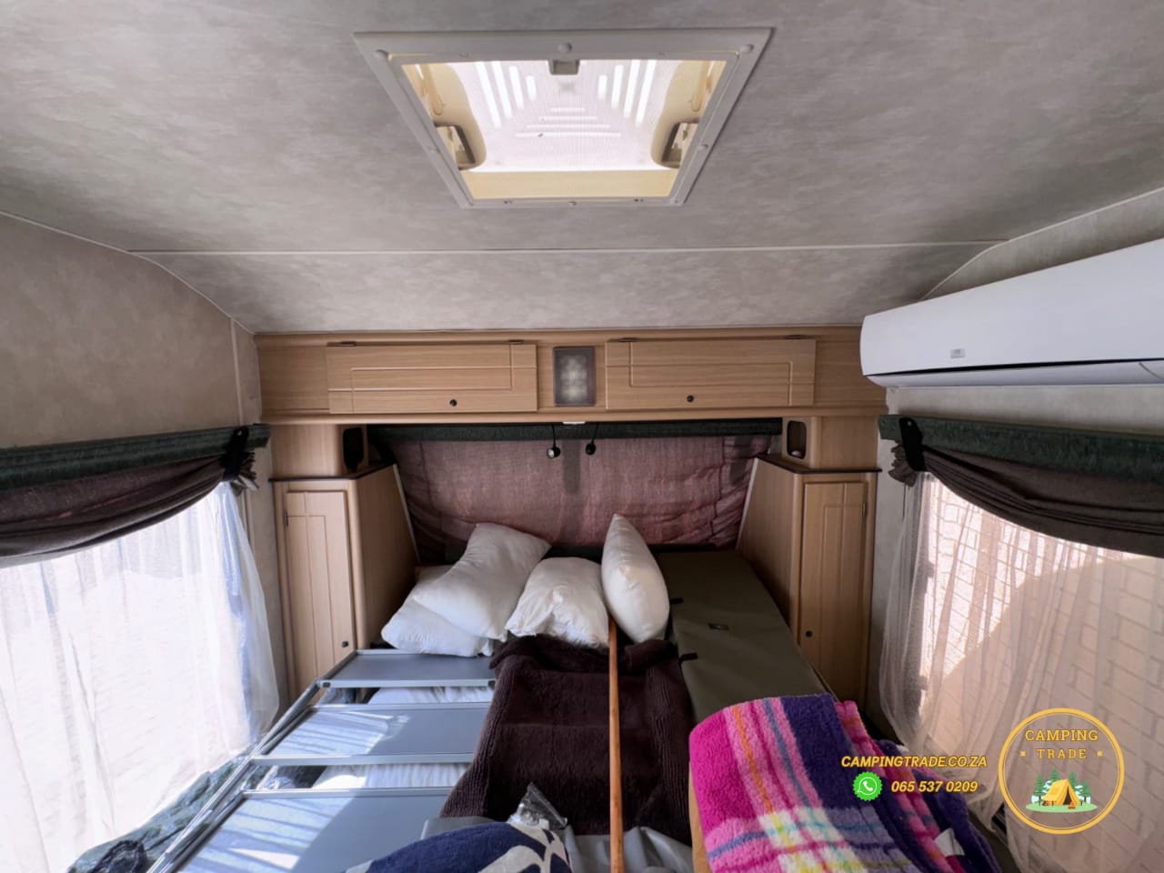 SOLD 2008 Jurgens Classique Caravan (CT 1177)