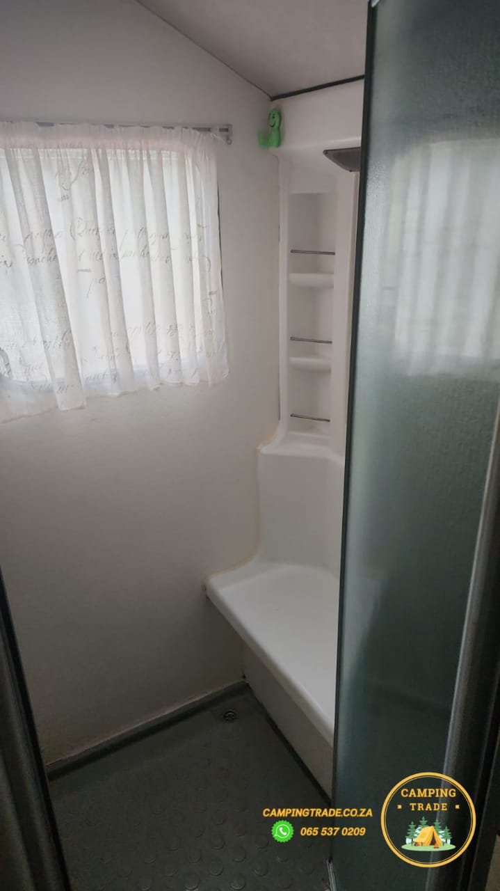 2007 Jurgens Classique Caravan (CT 1178)