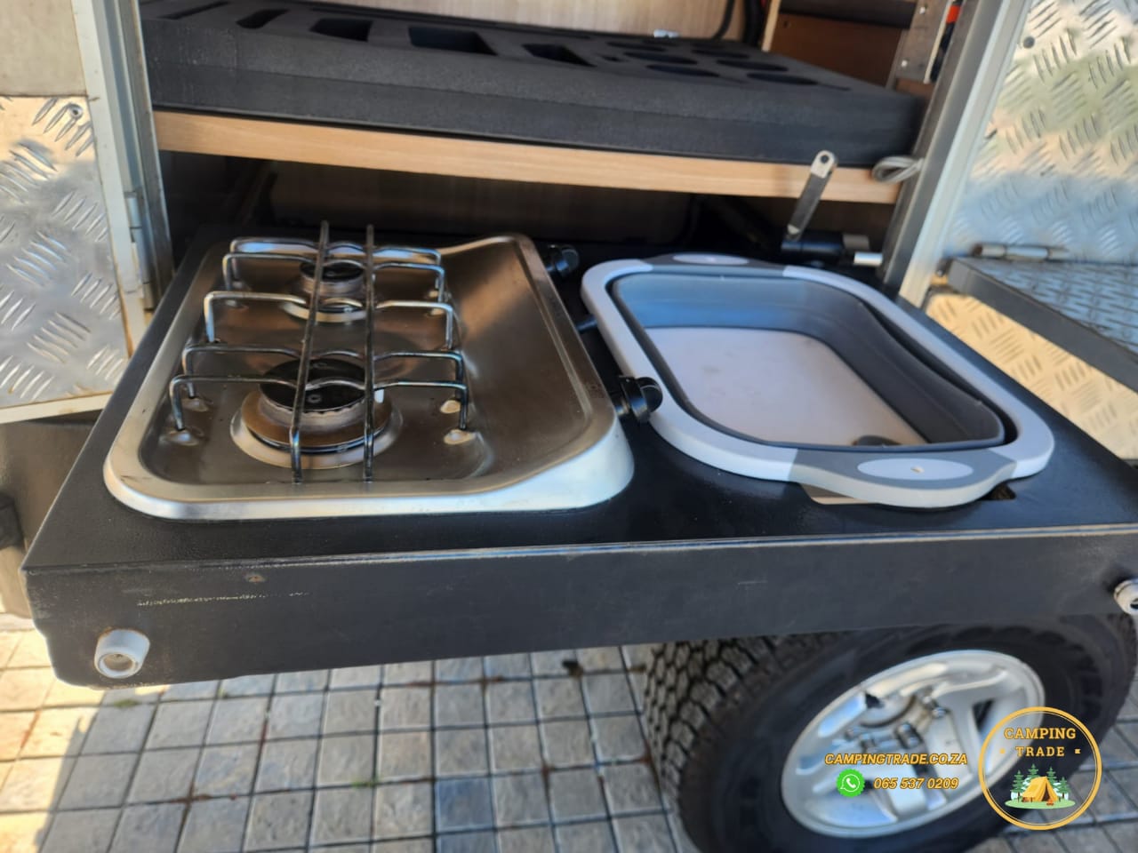 SOLD 2017 Nissan Hardbody NP 300 - 2.5 TDI 4x4 Campervan (CT 1192)