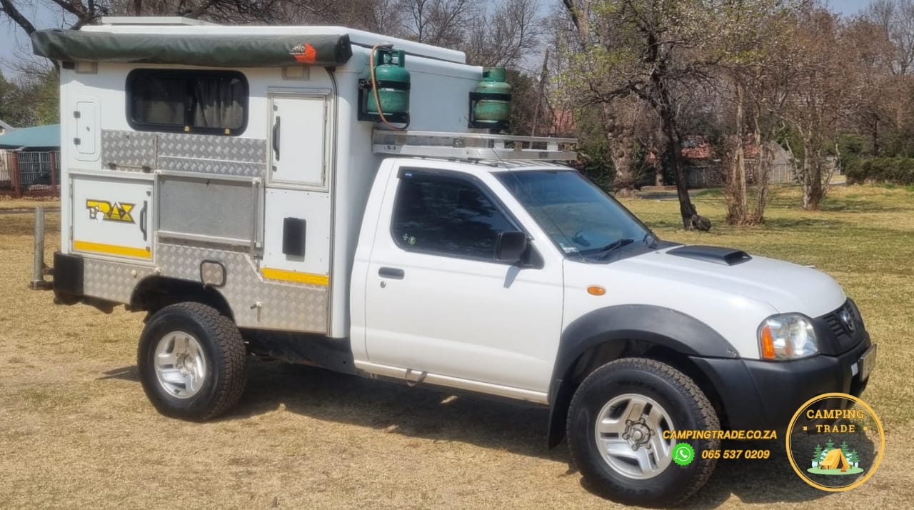 SOLD 2017 Nissan Hardbody NP 300 - 2.5 TDI 4x4 Campervan (CT 1192)