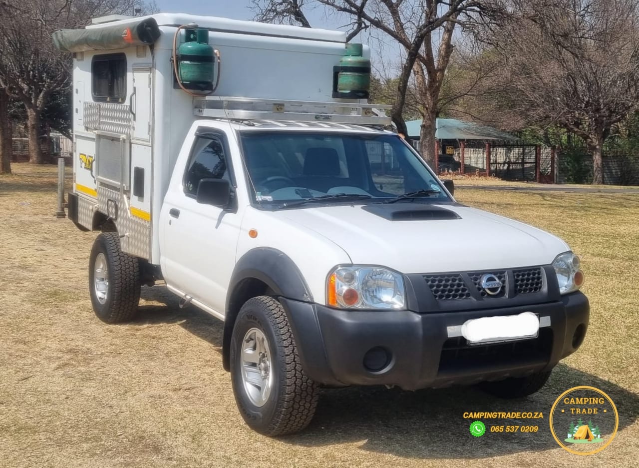 SOLD 2017 Nissan Hardbody NP 300 - 2.5 TDI 4x4 Campervan (CT 1192)