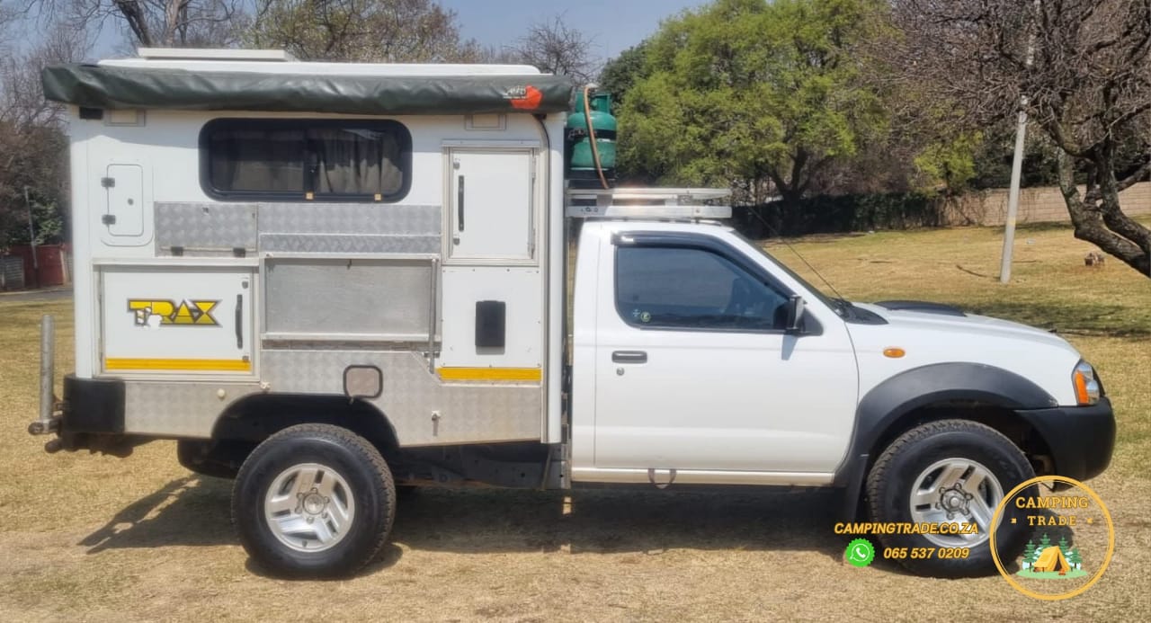 SOLD 2017 Nissan Hardbody NP 300 - 2.5 TDI 4x4 Campervan (CT 1192)