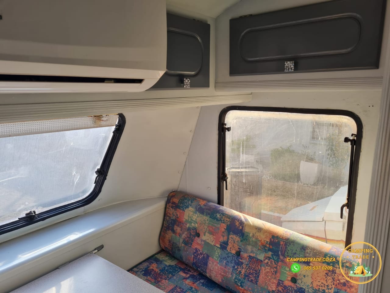 SOLD 1993 Jurgens Exclusive LT Caravan (CT 1195)