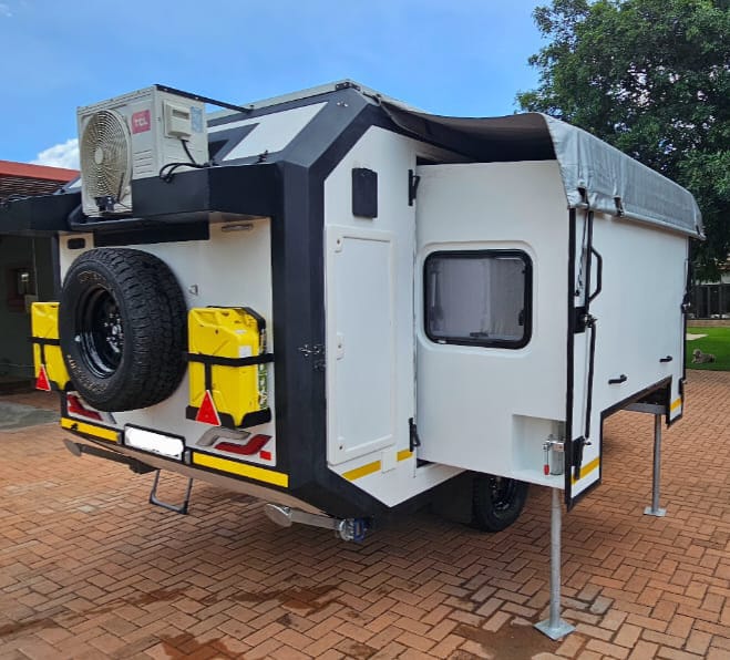 2024 Overlander 500 Off Road Camping Trailer (CT 1313)