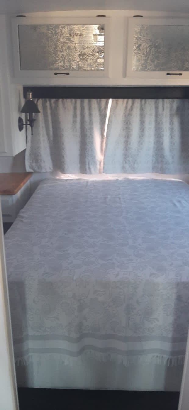 SOLD 1997 Winnebago Itasca Sunrise Motorhome (CT 1332)