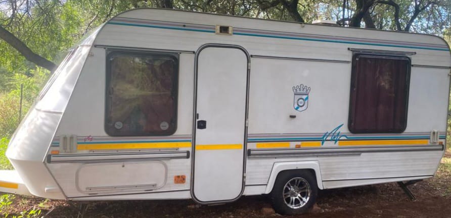 SOLD 1991 Jurgens Classique Caravan (CT 1342)