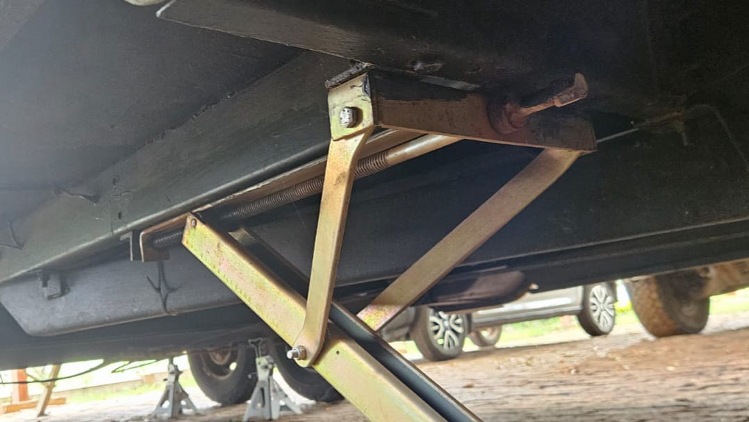 1998 Wilk Amythest Rebuild Caravan (CT 1346)