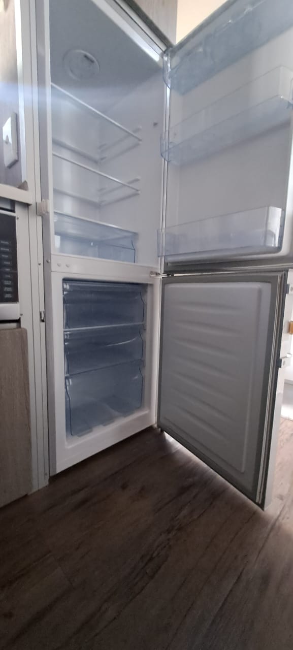 SOLD 2015 Sensation Anee Caravan (1376)