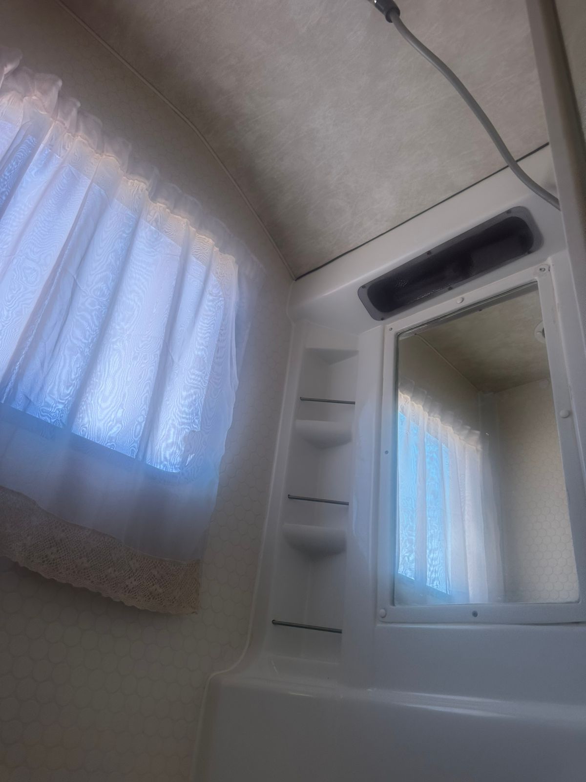SOLD 2008 Jurgens Exclusive Caravan (CT 1435)