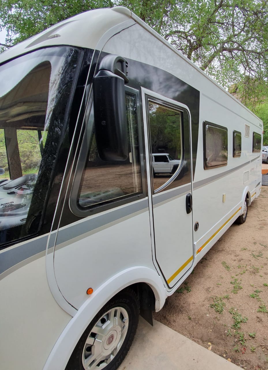Motorhomes (Motorhuise)