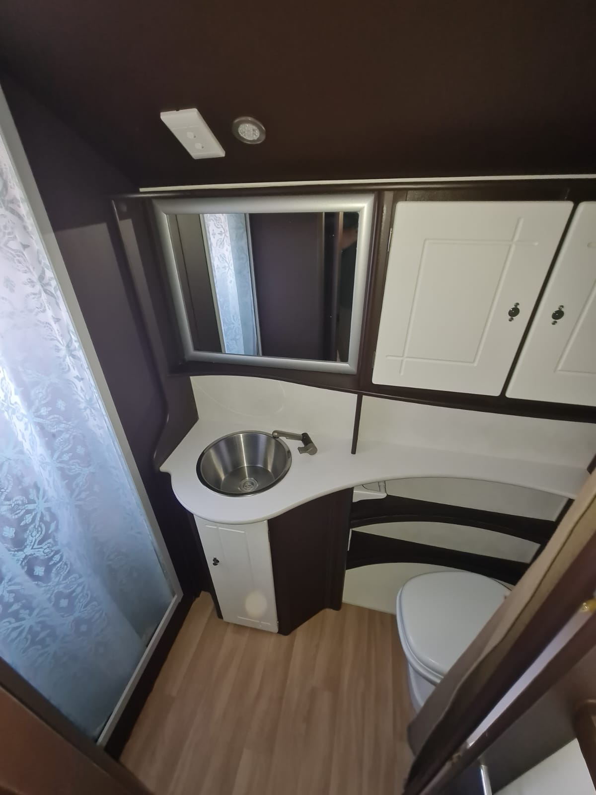 SOLD 2013 Jurgens Classique Caravan (CT 1347)
