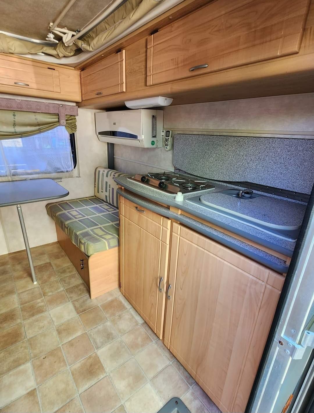 2006 Gypsey Romany Caravan (CT 1634)