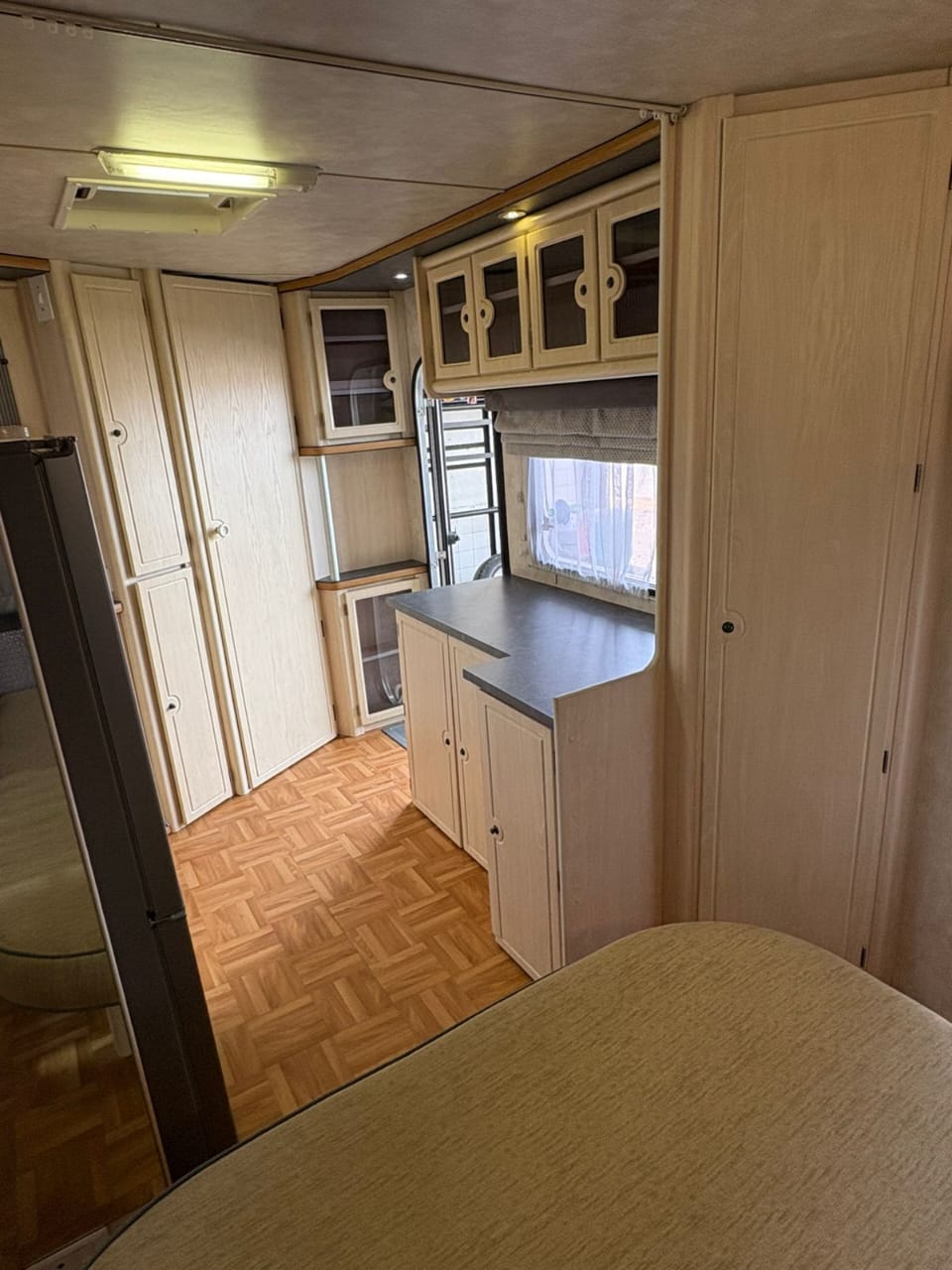 2006 Jurgens Classique Caravan (CT 1481)