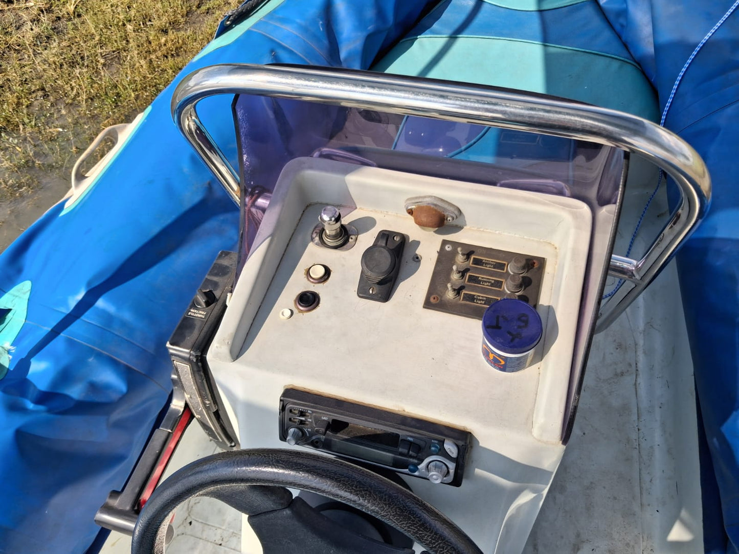 SOLD 2000 Superduck Boat (CT 1486)