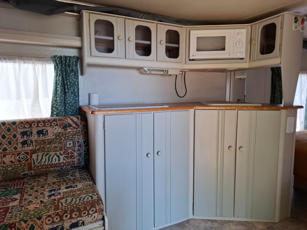 1997 Jurgens Penta Caravan (CT 1559)