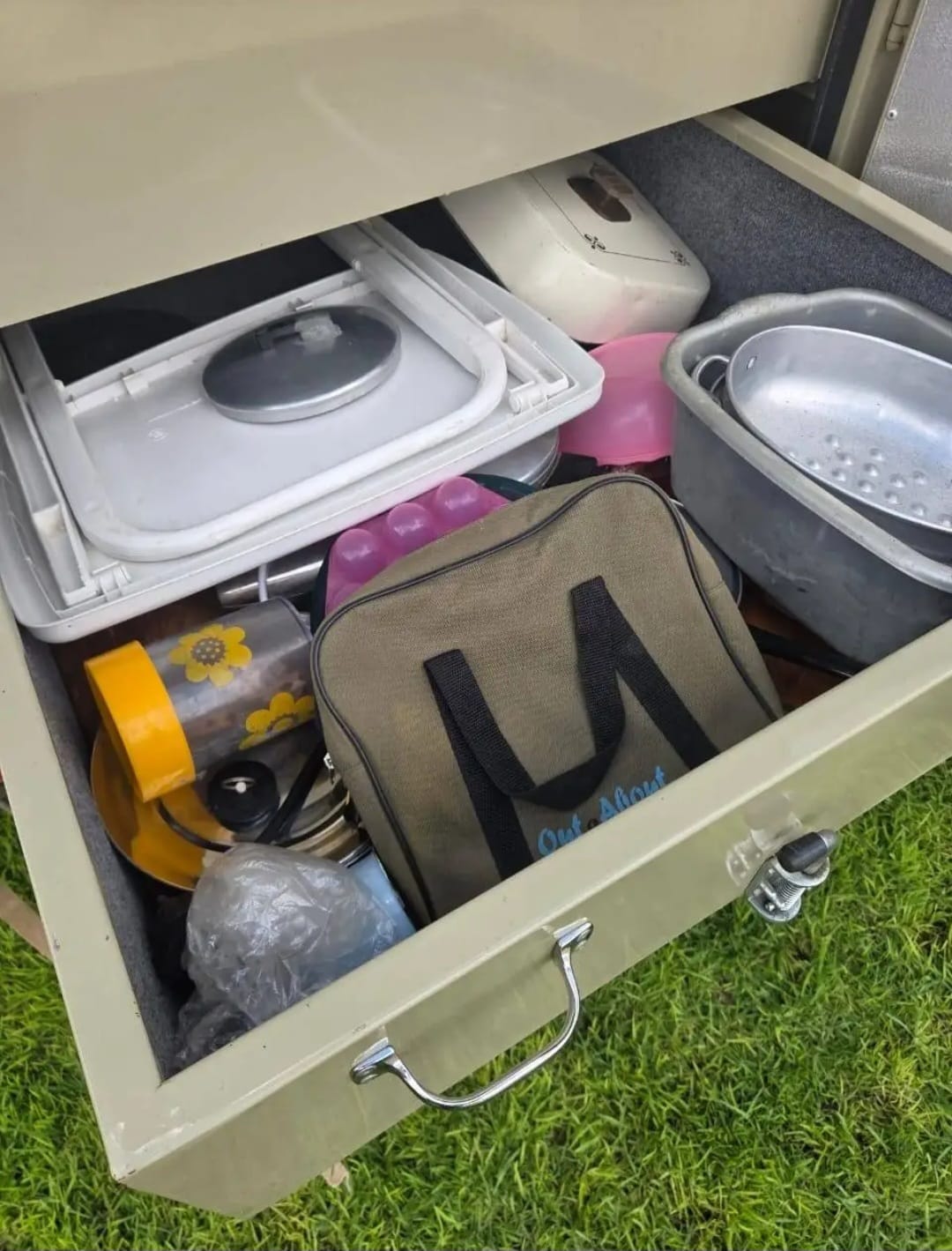 2011 Afrispoor Off Roader Camping Trailer (CT 1646)