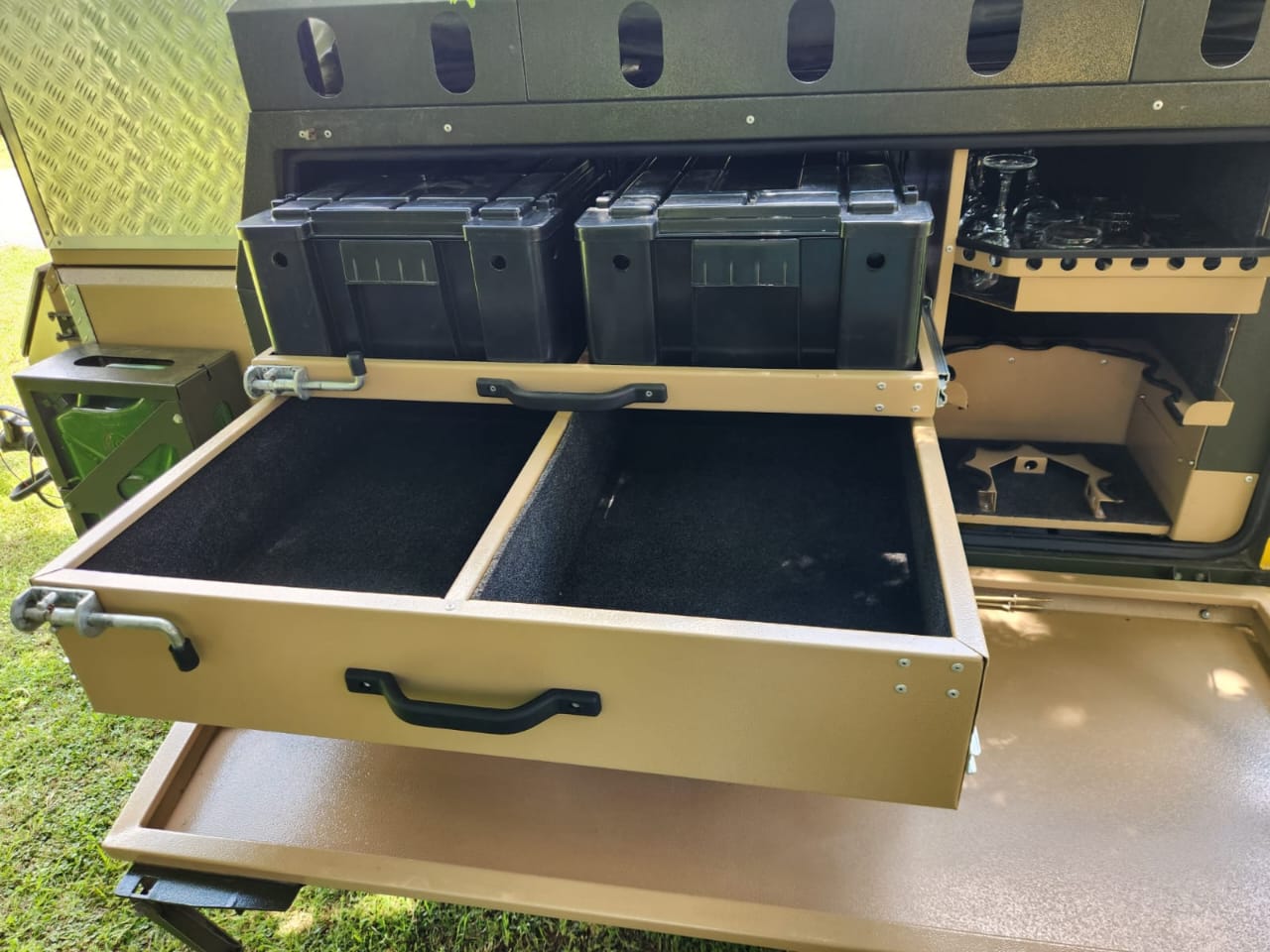 2015 Conqueror Conquest II Camping Trailer (CT 1495)