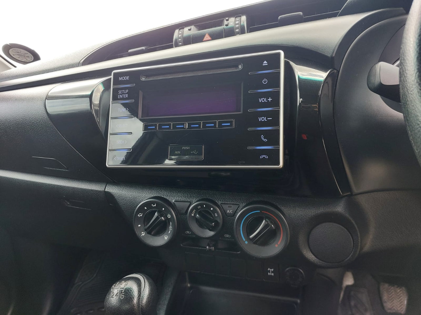 2017 Toyota Hilux 2.4 Extra cab Bakkie (CT 1494)