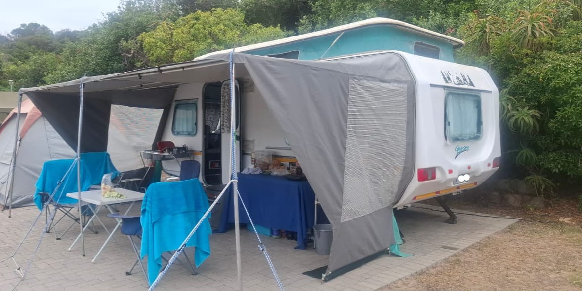 2000 Gypsey Regal Caravan (CT 1501)