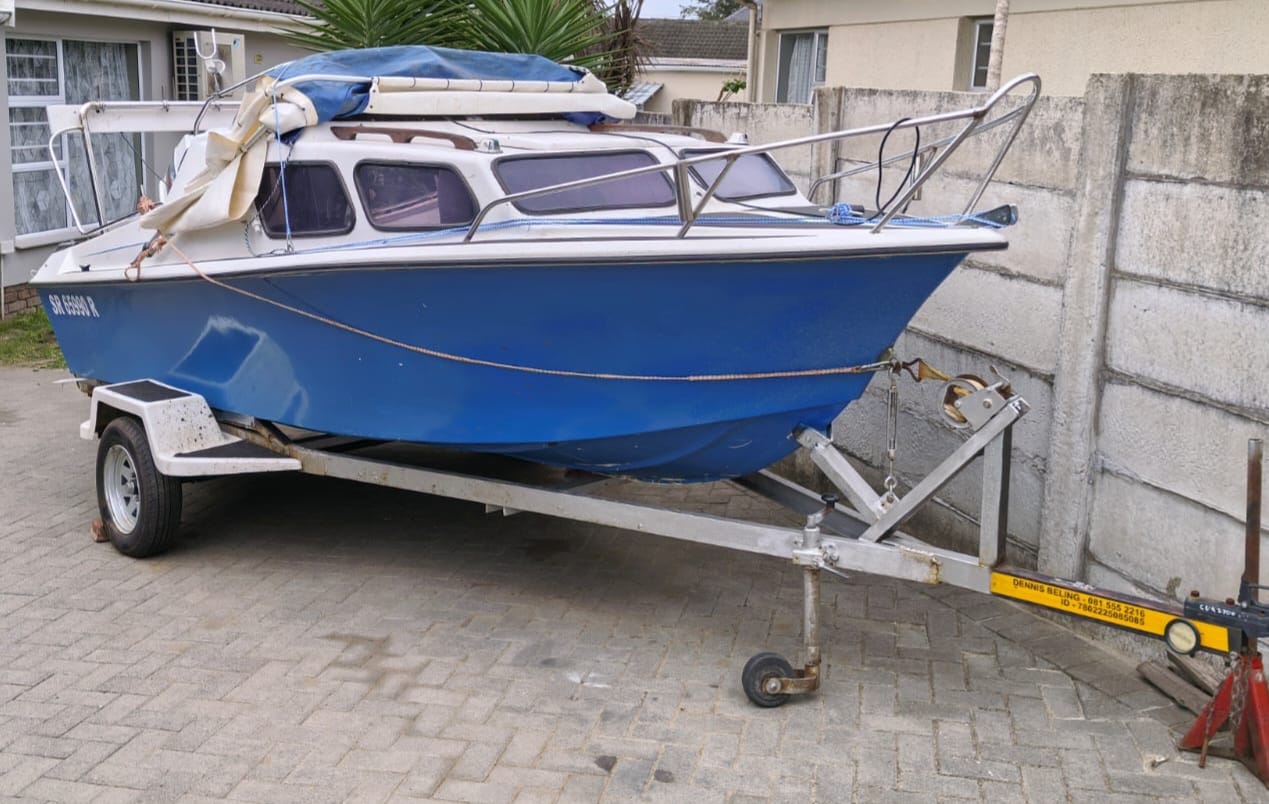 Calliber 15.5 Feet Boat (CT 1563)