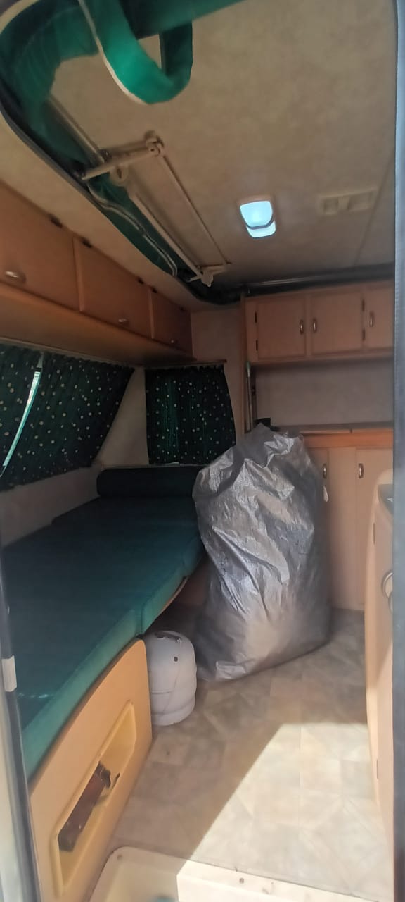 SOLD 2001 Gypsey Rapier Caravan (CT 1478)