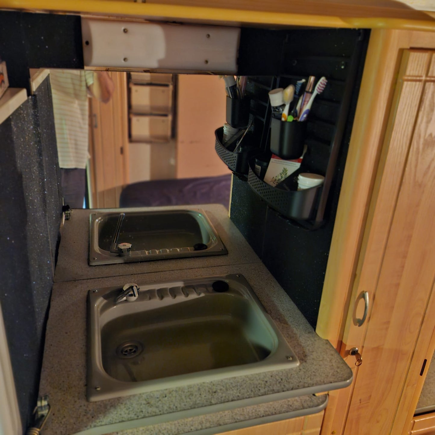 2006 Gypsey Rascal Caravan (CT 1540)
