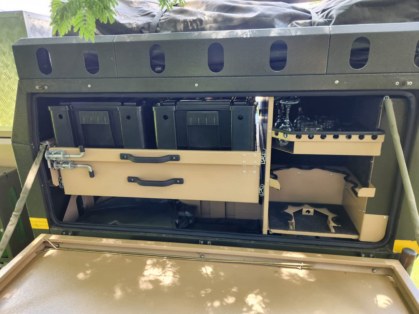 2015 Conqueror Conquest II Camping Trailer (CT 1495)