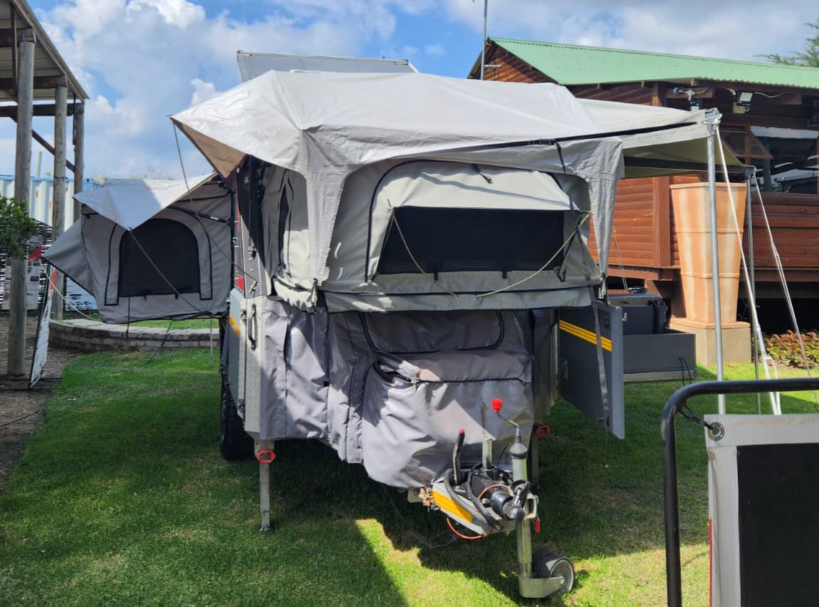 SOLD 2018 Conqueror Companion Platinum Off Road Camping Trailer (CT 1354)