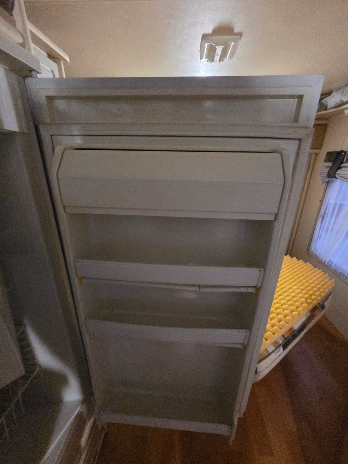 SOLD 2003 Jurgens Palma Caravan (CT 1475)