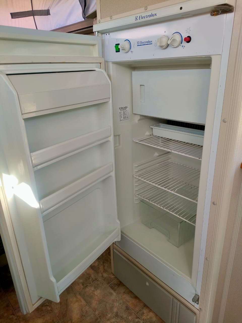 2000 Jurgens Penta Caravan (CT 1604)