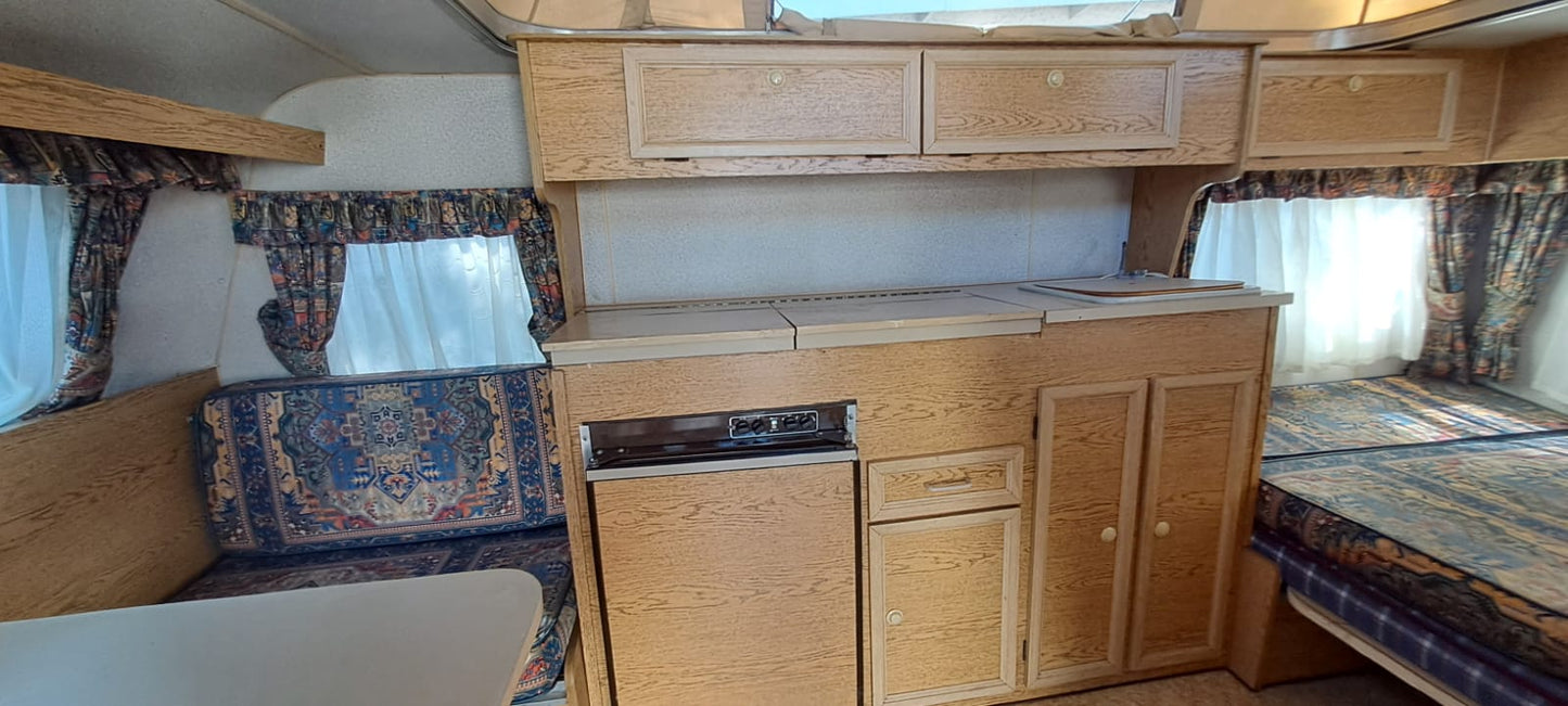 1991 Jurgens Fleetline S Caravan (CT 1546)