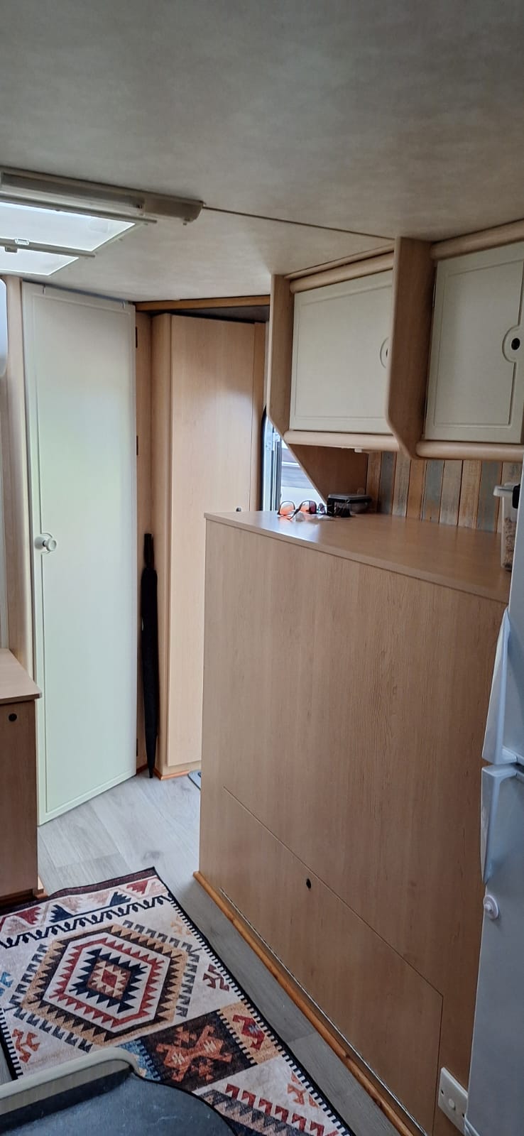 2005 Jurgens Exclusive Caravan (CT 1593)