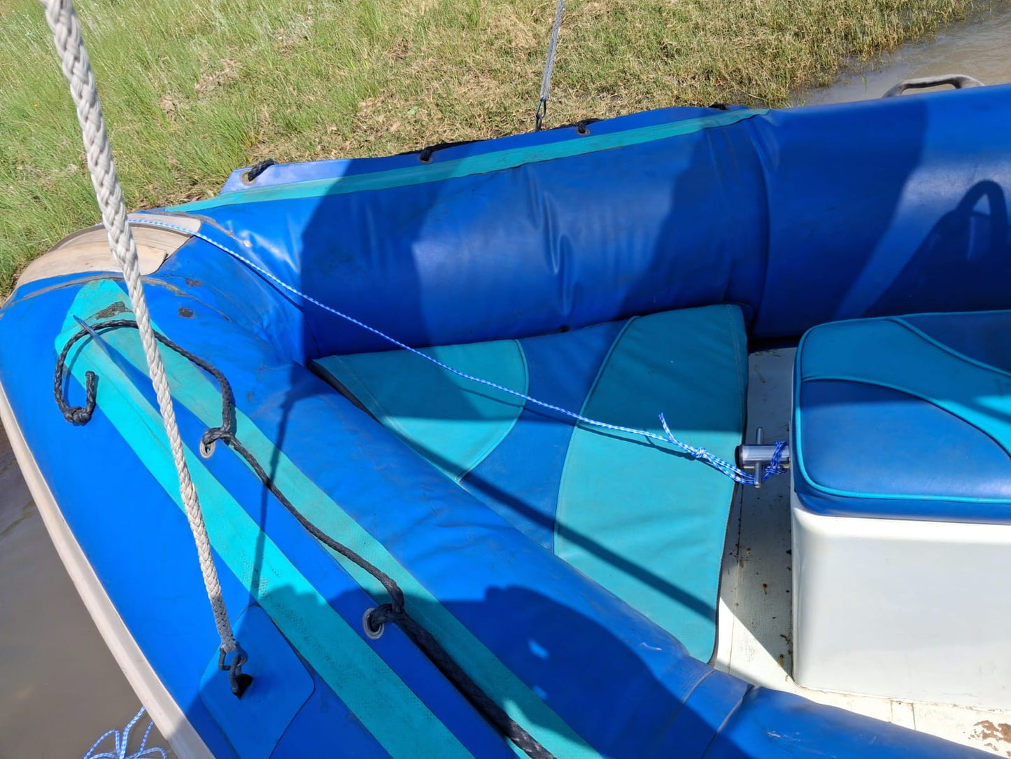 SOLD 2000 Superduck Boat (CT 1486)