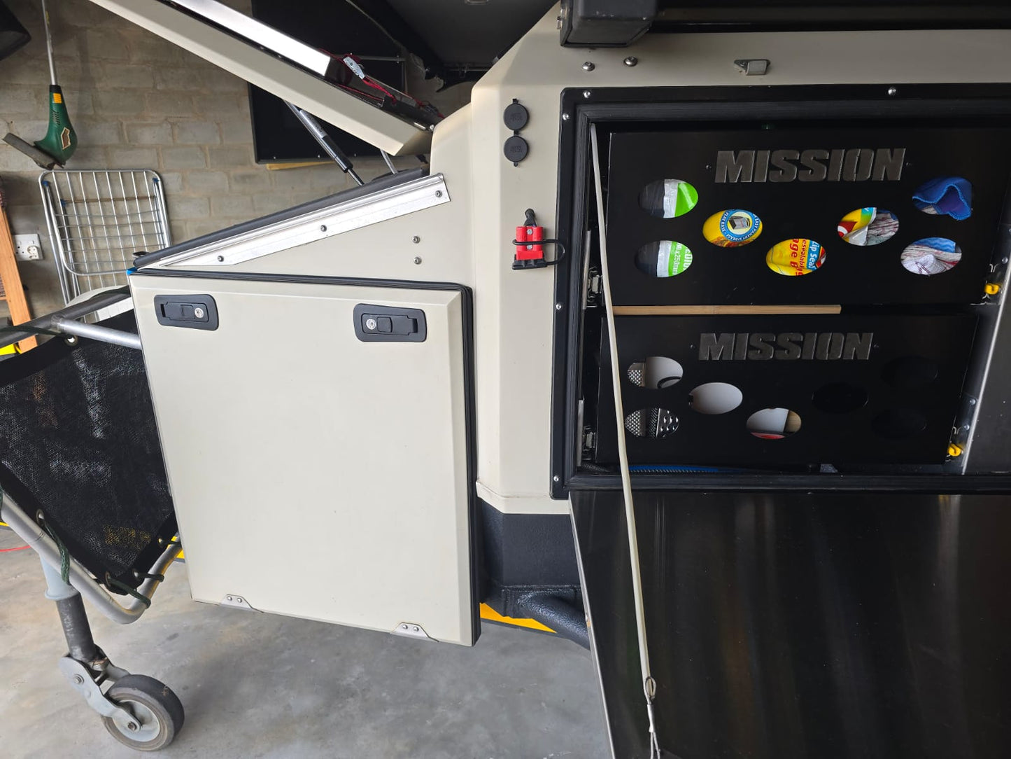 2011 Mission Jupitor Off Road Camping Trailer (CT 1607)