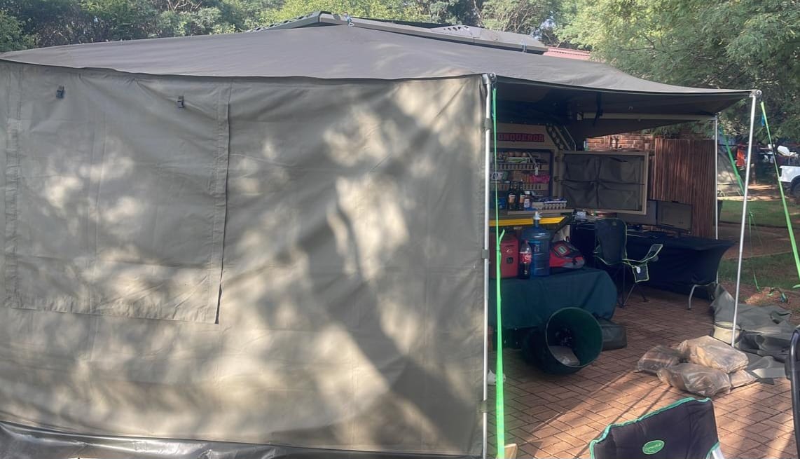 2012 Conqueror Commander Off Road Caravan (CT 1587)