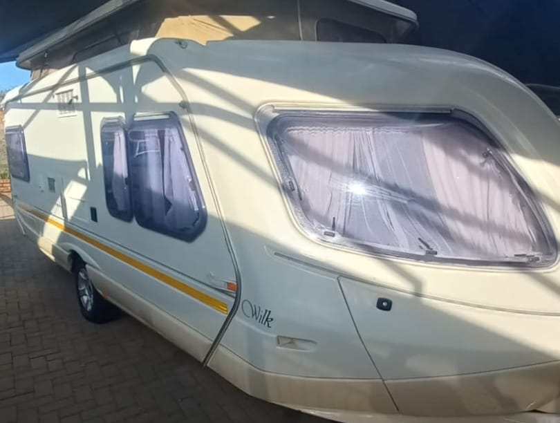 SOLD 2001 Wilk Topaz Caravan (CT 1330)